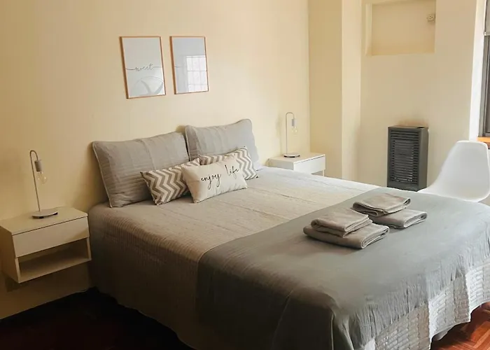 Departamento Cerca De Calle Aristides